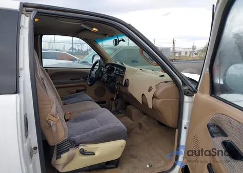 1999 Dodge Ram 1500 St z USA, uszkodzony, nr VIN 3B7HF13Z4XG222581